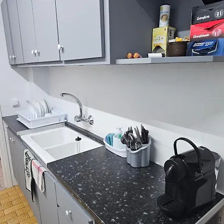 Apartamento Con Gran Piscina Y Frente A La Playa. *